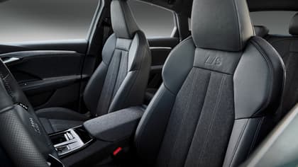 l'intérieur d'une voiture