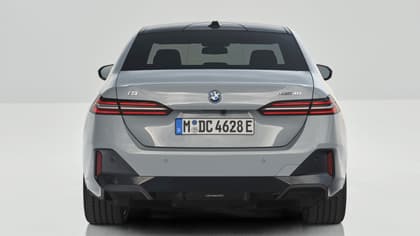 l'arrière d'une voiture