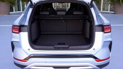 l'arrière d'une voiture
