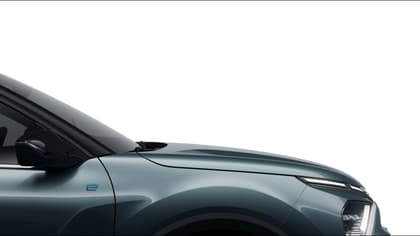 un gros plan d'une voiture