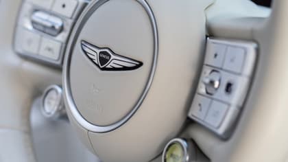 a close up of a steering wheel