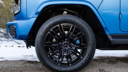 le pneu d'une voiture