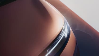 gros plan d'un phare de voiture