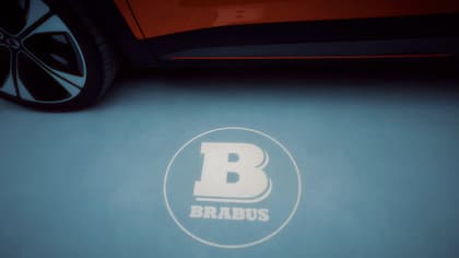 un logo sur le terrain