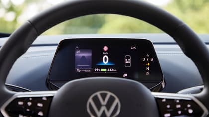 le tableau de bord d'une voiture
