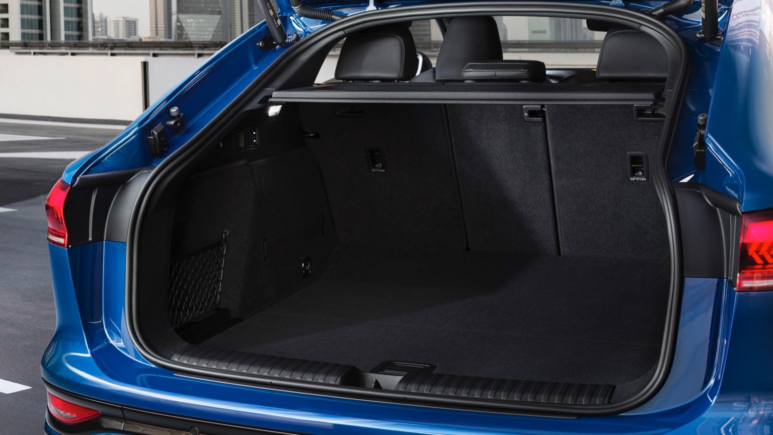 le coffre d'une voiture