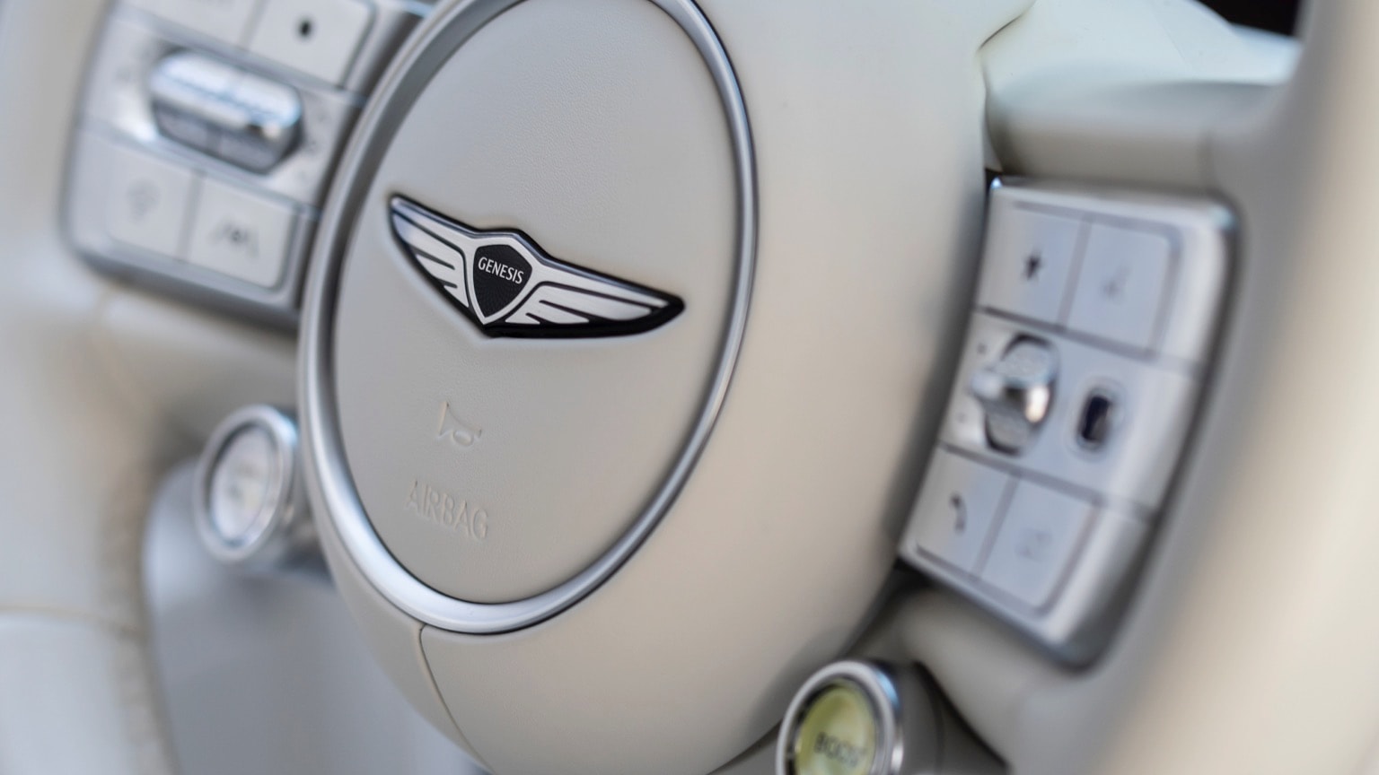 a close up of a steering wheel